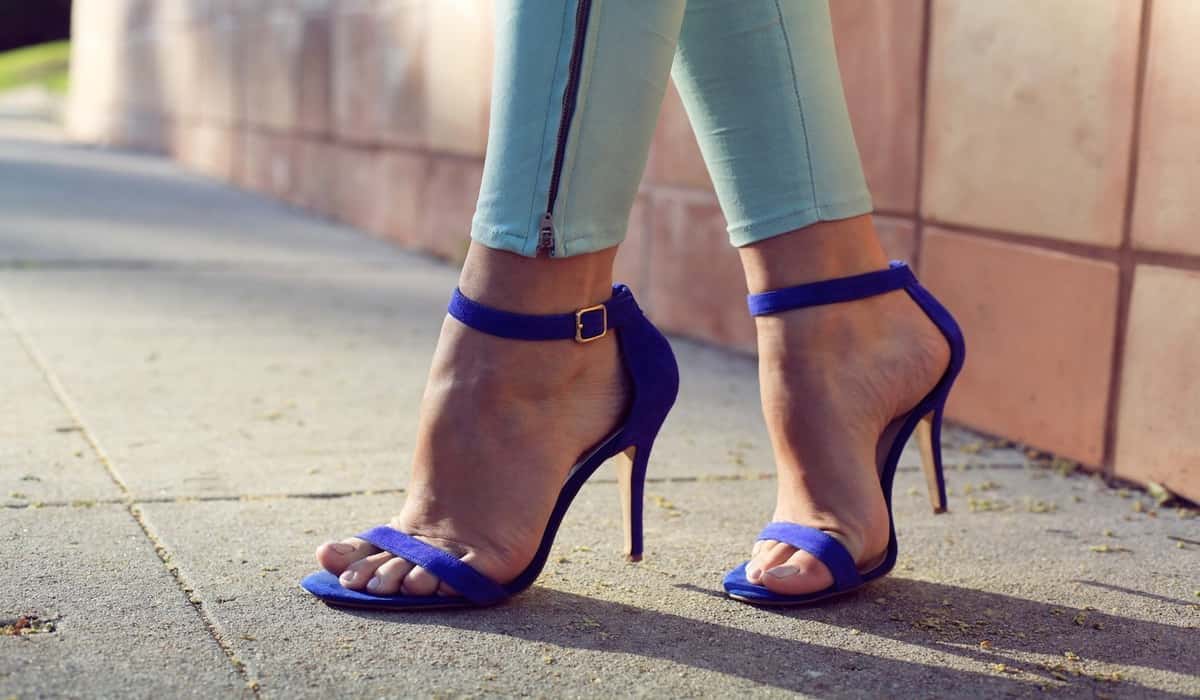  The best Heels Black Sandals + Great purchase price 